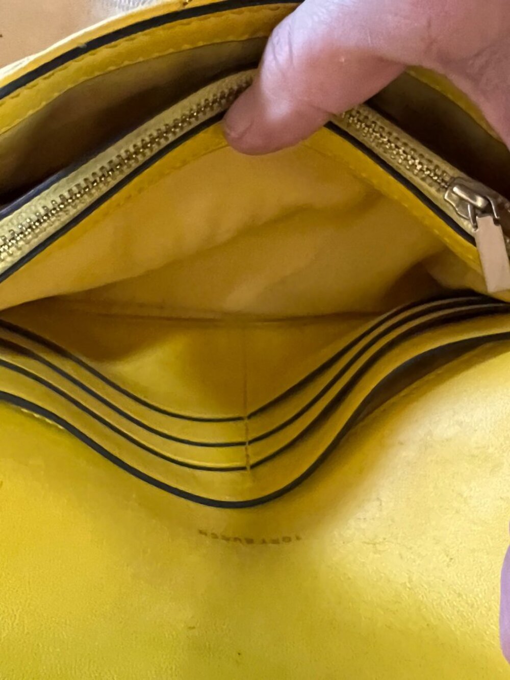 *** Authentic Tory Burch Yellow Quilted Leather Kira Crossbody - Picture 9 of 14